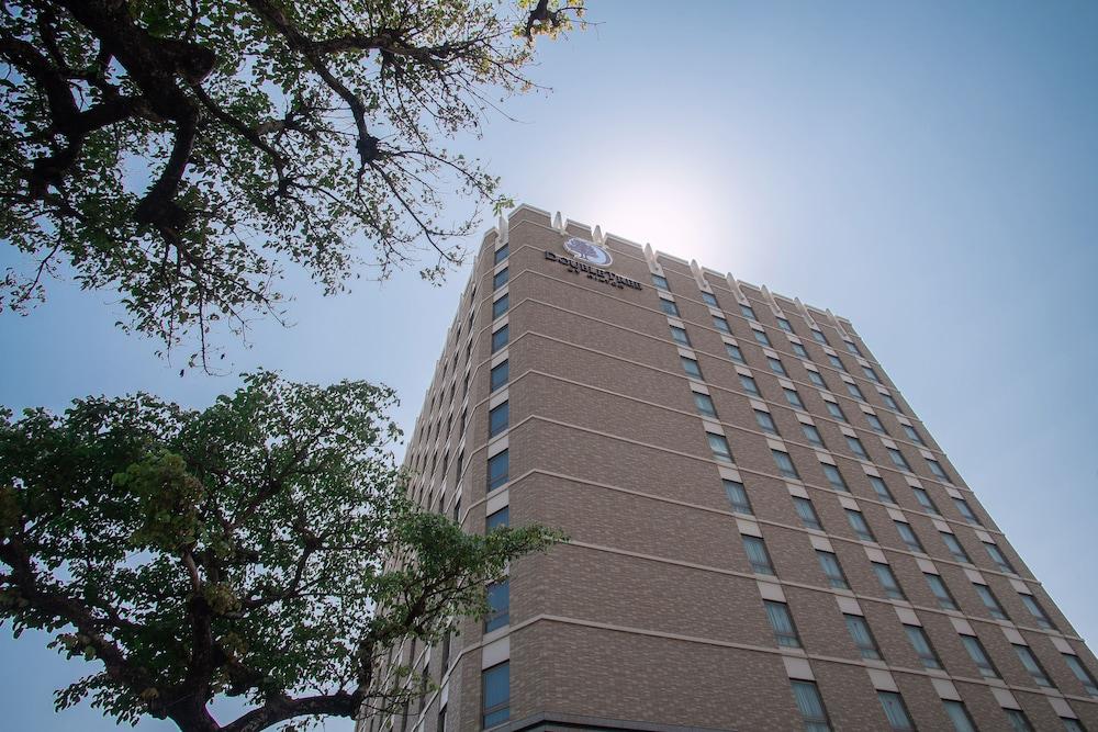 Doubletree By Hilton Naha Hotel Buitenkant foto