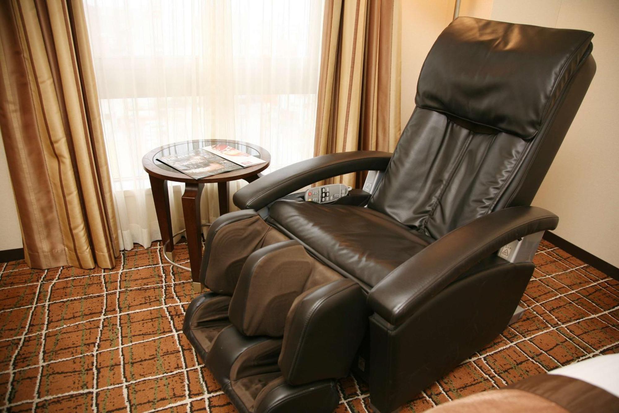 Doubletree By Hilton Naha Hotel Buitenkant foto