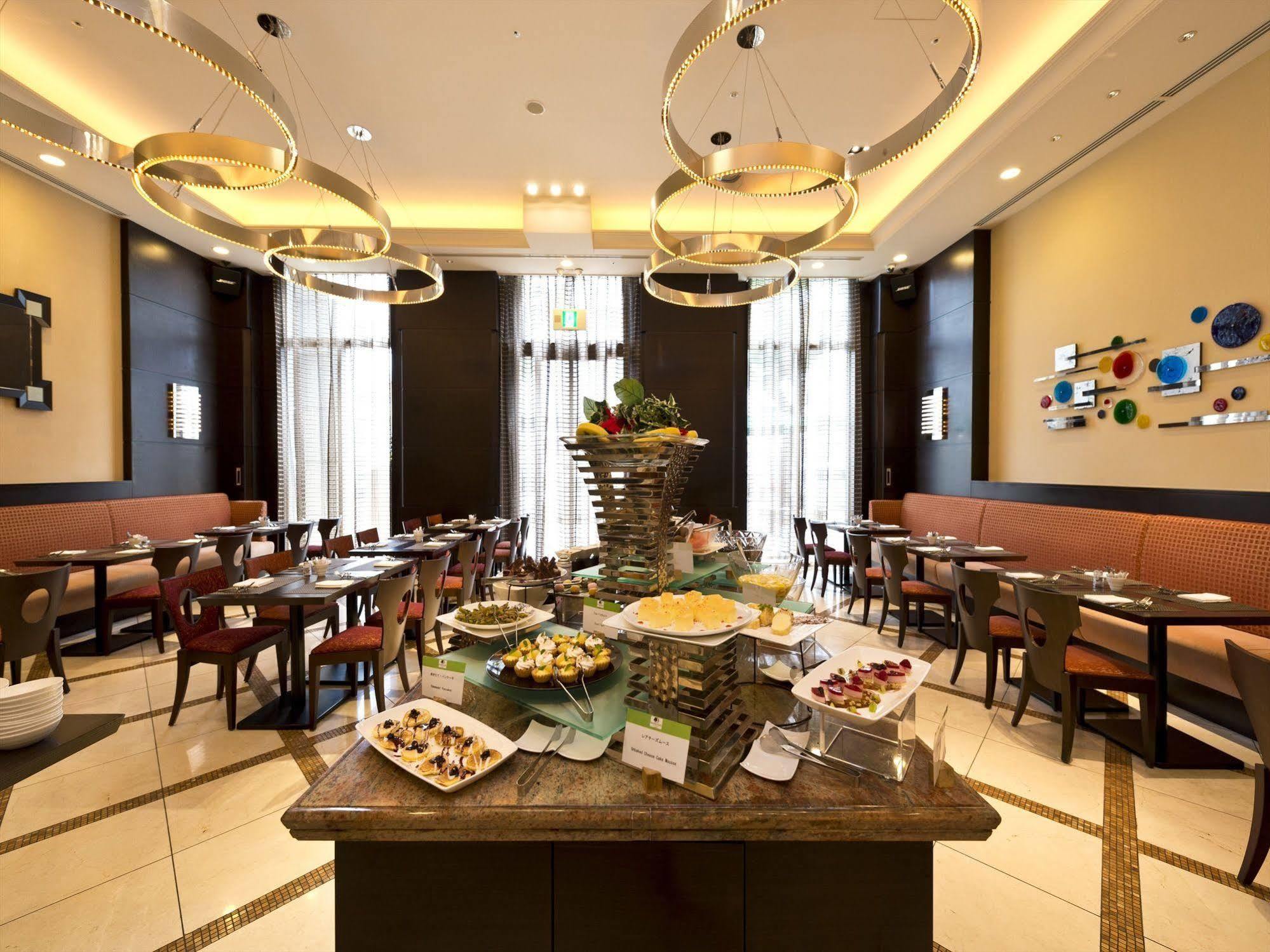 Doubletree By Hilton Naha Hotel Buitenkant foto