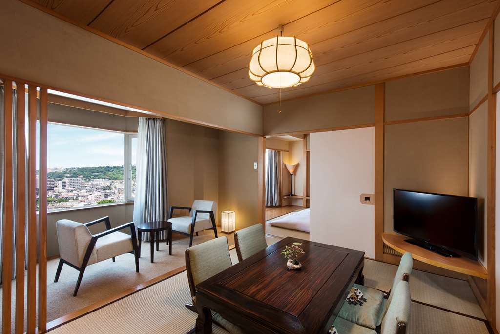 Doubletree By Hilton Naha Hotel Kamer foto